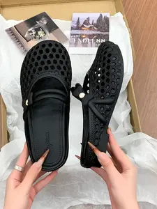 Lightweight Garden Sandals, Outdoor Anti-Slip Beach Shoes, Slipper, Comfortable Hole Design, Perfect for Gardening and Casual Wear