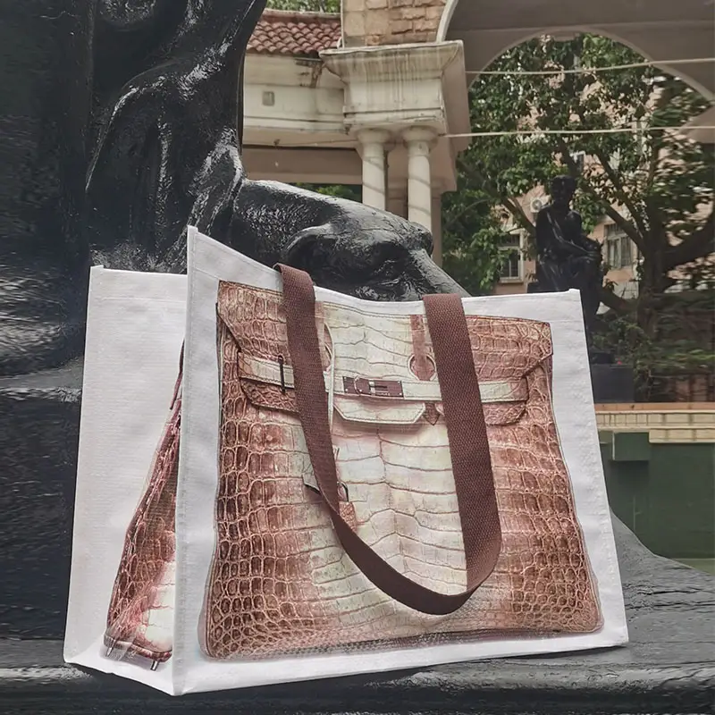 2025 Laminated Portable Woven Bag Pp Plastic Waterproof Laminated Snakeskin Bag Luggage Packaging Storage Print Shopping Bag