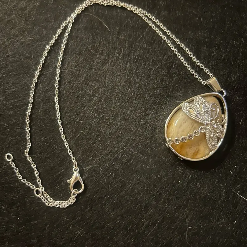 Yellow Citrine Dragonfly Necklace, Dainty Gemstone Pendant Necklace for Women, Fashion Jewelry for Daily Wear