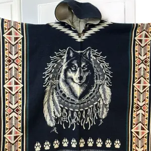 Alpaca poncho dream catcher x wolf design