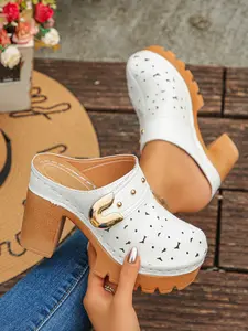 Milk Tea Color Soft Shoe Face, Floral Cutout Embellishment + Metal Decorative Buckle, Vintage Wood Grain Thick Sole Heel, Forest Style Gentle Atmosphere