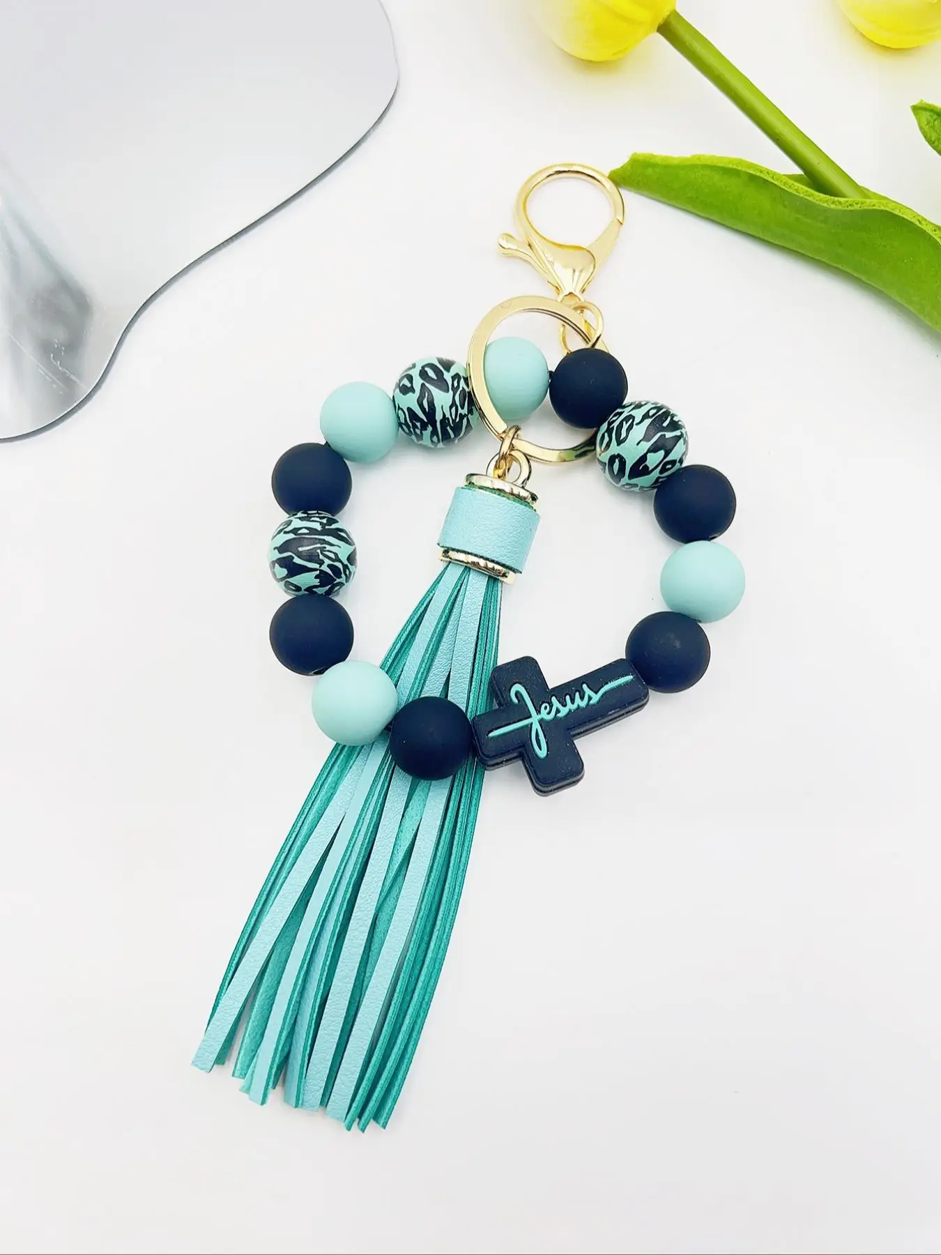 1 Piece Leopard Pattern Tassel Decor Beaded Keychain, Jewelry for Women & Men, Fashion Accessories for Friends Gift