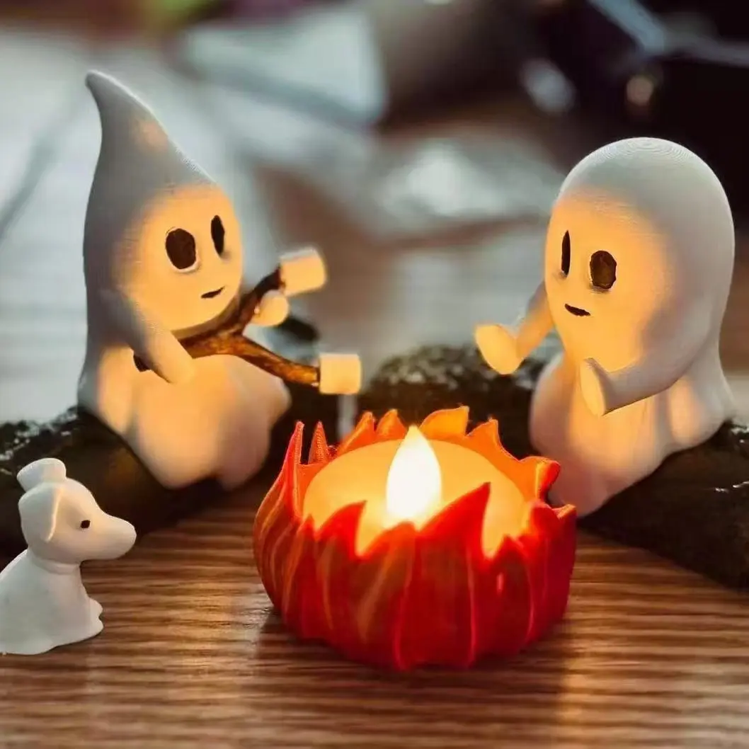 A set of little ghost and pet bonfire night chat, creative, cute and healing desktop Halloween decorative items, small objects that create a Halloween-exclusive atmosphere and ceremony, candle figures, resin handicrafts, Figurine