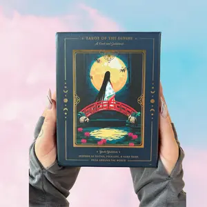 Tarot of the Divine: A Deck and Guidebook Inspired by Deities Folklore & Fairy Tales from Around the World Featuring Vibrant Artwork by Yoshi Yoshitani