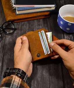 Personalized Leather Slim Card Holder, Minimalist Engraved Leather Small Credit Card Case