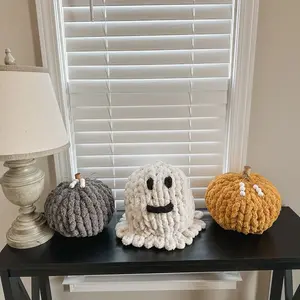 Chunky Knit Ghost