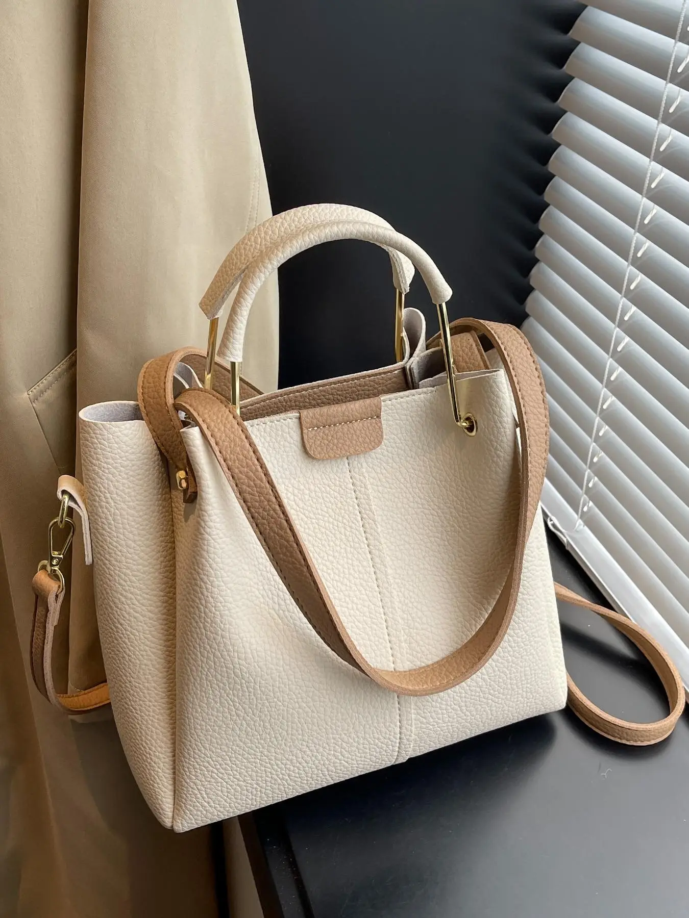 Women's Fashionable Solid Color Bag, Casual Versatile Zipper Shoulder Crossbody Bag for Daily Used, Trendy High-quality Daily Commuting Bag, Sling Pur