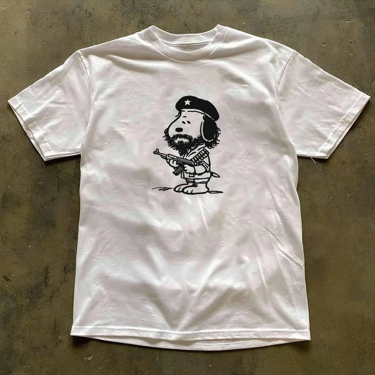 Vintage Che Guevara Revolutionary Parody Graphic Tee, Retro Beret Gun Shirt, Loose Fit Unisex Top