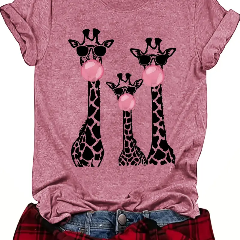 Women's Giraffe Print Round Neck Short Fitted Tee, Chic Casual Everyday Crew Neck T-Shirt for Daily, Holiday and Outdoor Wear, Ladies Summer Tops, Animal Graphic Tee, Womenswear