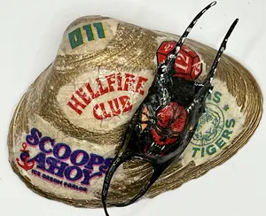 Handmade Shell Decor, Fan Themed Clam Shell, Shell Decor, HellFire, Things, 11, Eleven,Fan Art