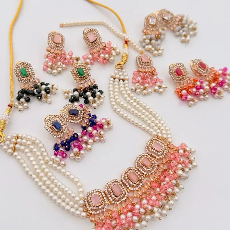 Pakistani set