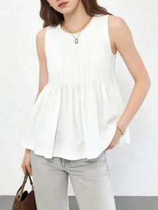 A women's Korean style lazy white sleeveless shirt with fashionable accordion pleats, loose and slimming A-line shirt, suitable for summer, home, indoor, and outdoor wear