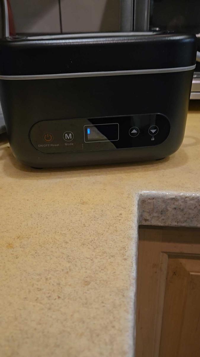 Item: Black, BX-60 Lunch Box Black