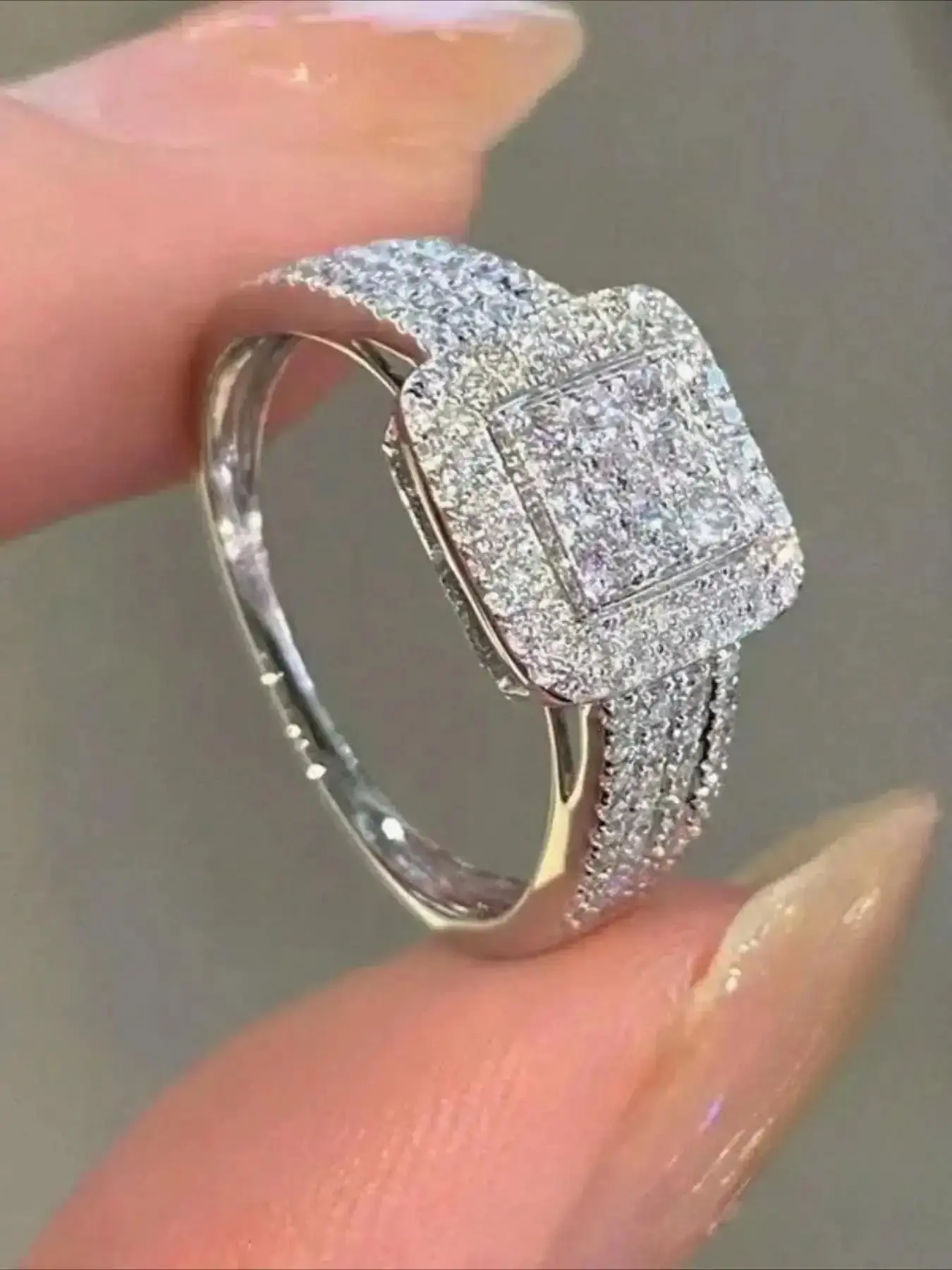 Fashionable and luxurious square women's rings suitable for parties, banquets, engagements, Proposal Ring, Maximalist Jewelry, ladies' jewelry, festivals, Valentine's Day, anniversaries, gifts wedding promise rings