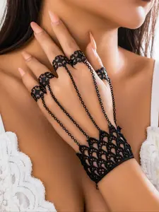 Women's Gothic & Punk Hollow Out Scale Lace Fingerless Bracelet, Bohemian Style Party Jewelry, Witchy Jewelry, Vintage Fashion Accessory