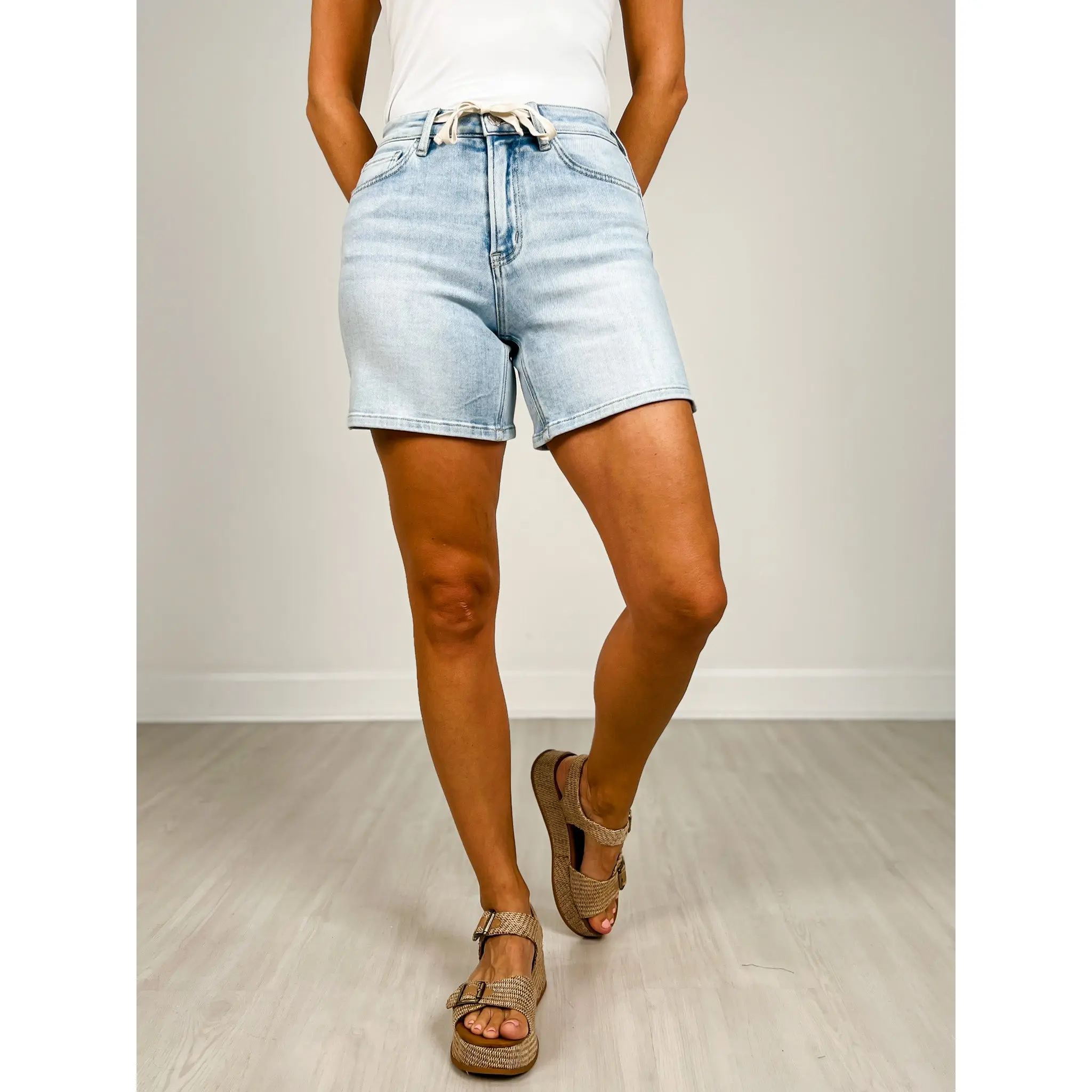 Vervet SUNDAY STROLL Hi-Rise Drawstring Midi Denim Shorts