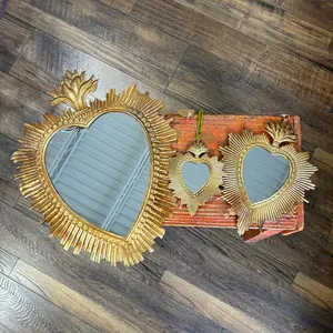 Tin Rounded Rays Sacred Heart Mirror - Product Description Provided
