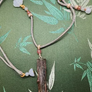 agarwood necklace