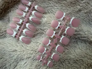 Press on nails