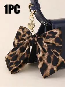 Leopard Print Bow And Gold Heart Design Keychain Charms, Bag Pendants, Heart-Shaped Spring Buckle, Gold Heart-Shaped Pendant, Backpacks, Cross-Body Bags, Keys As Decoration, Birthday Gifts, Mother's Day Gifts, Purse Accessories