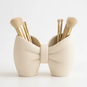 Bow Makeup Brush Holder – White 3D Printed Organizer for Vanity, Cute Cosmetic Storage Cup