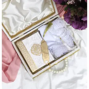Luxury Pearl Islamic Gift Set - Velvet Box with Quran, Hijab, Tasbih, & Bookmark White