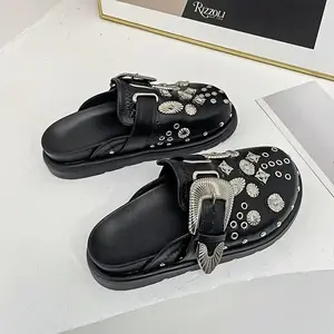 [Metallic Charm Mules] Black PU Cover Stylish Women's Slip-On Mules - Thick Sole, Round Toe, All-Season Comfort, Metallic Charms Casual Roman Beach Sandals（gift）