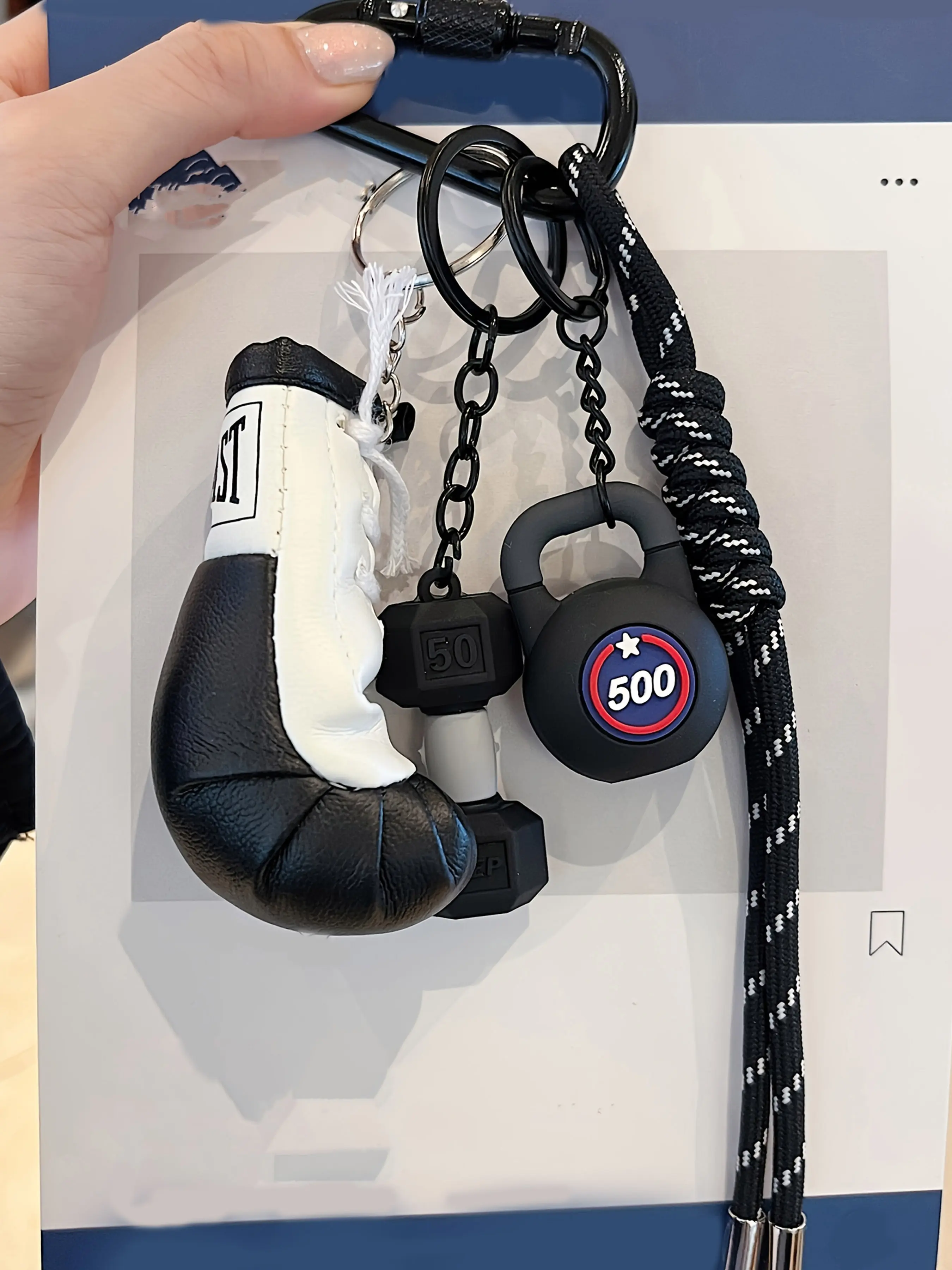 Sports Style Boxing Fitness Pendant, Gym Keychain, Keychain Accessories, Combines Mini Boxing Gloves, Dumbbells, Kettlebells, With Hiking Buckle, Suitable For Fitness Enthusiasts And Street Style
