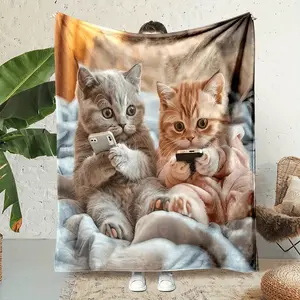 Contemporary Cartoon Cat Print Digital Flannel Throw Blanket - Polyester, Non-Woven, Reversible, All-Season, Soft, High-Density, No Pilling, No Shedding - Cute Animal Pattern Office Nap & Home Gift Blanket