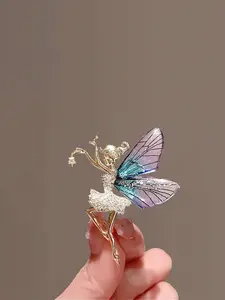 New Angel Wings Exquisite Brooch, Elegant Feather Pattern Pin, Creative Clothing Accessory, High-End Dance Girl Jacket Badge, All Seasons Wear