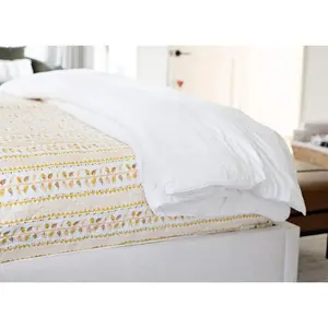 The Signature Zipper Duvet Cover - The Peek Edge - White