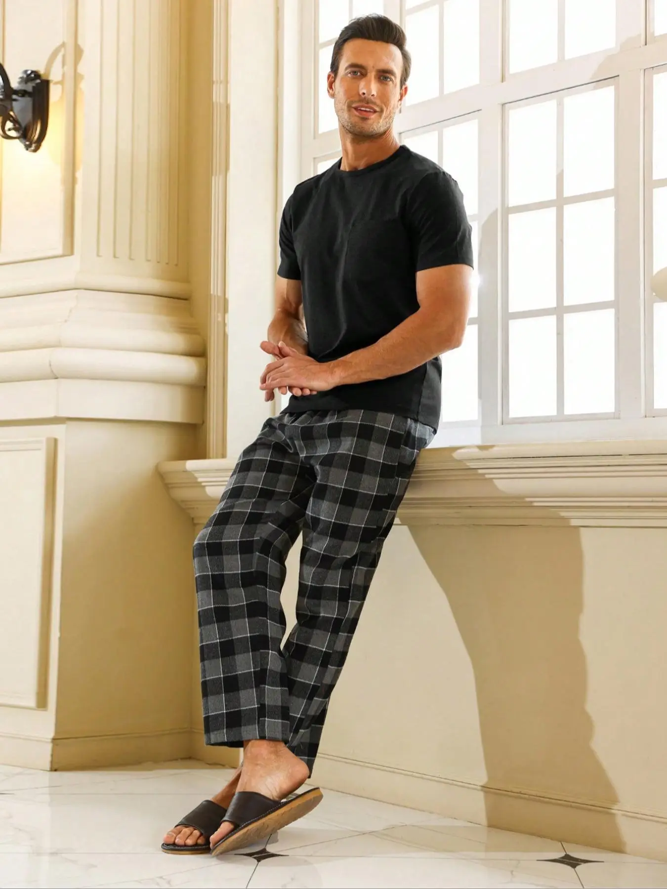 Men's Pocket Plaid Print Pyjama Two-piece Set, Regular Fitted Short Sleeve T-shirt & Elastic Waist Trousers, Men's Sleepwear Set for All Seasons