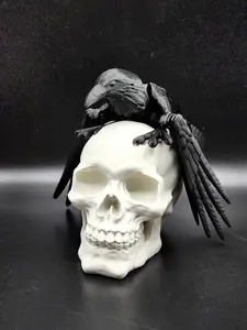 3D Printed Articulated Raven with Skull Poseable Fidget Toy Fully Poseable Wings Head Legs Tail Realistic Skull Base Halloween Decor Gothic Gift
