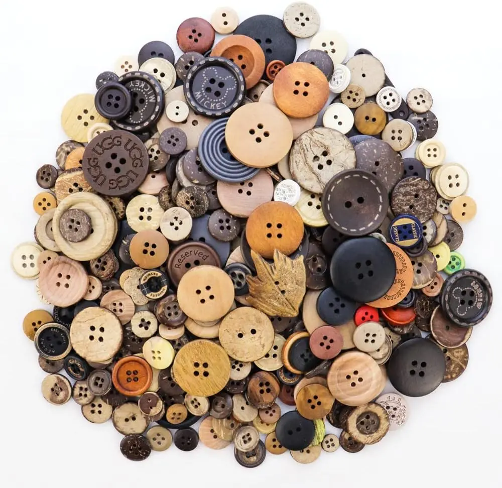 600 Pcs Assorted Sizes Wooden Buttons Mixed Colors Coconut Shell