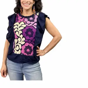Blusa de $45- Hand Embroidery blouse made in Mexico color style uniqueness artesanalmente