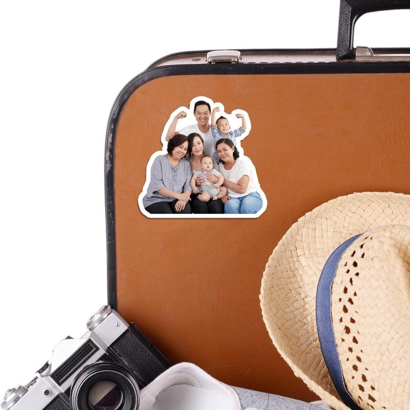 Custom Photo Vinyl Stickers: Personalized Waterproof Decals