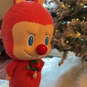 ぬいぐるみ POPMART MEGA LABUBU 1000% WINTER HOLIDAY MEGA LABUBU 1000% Winter Holiday - POP MART (United States)