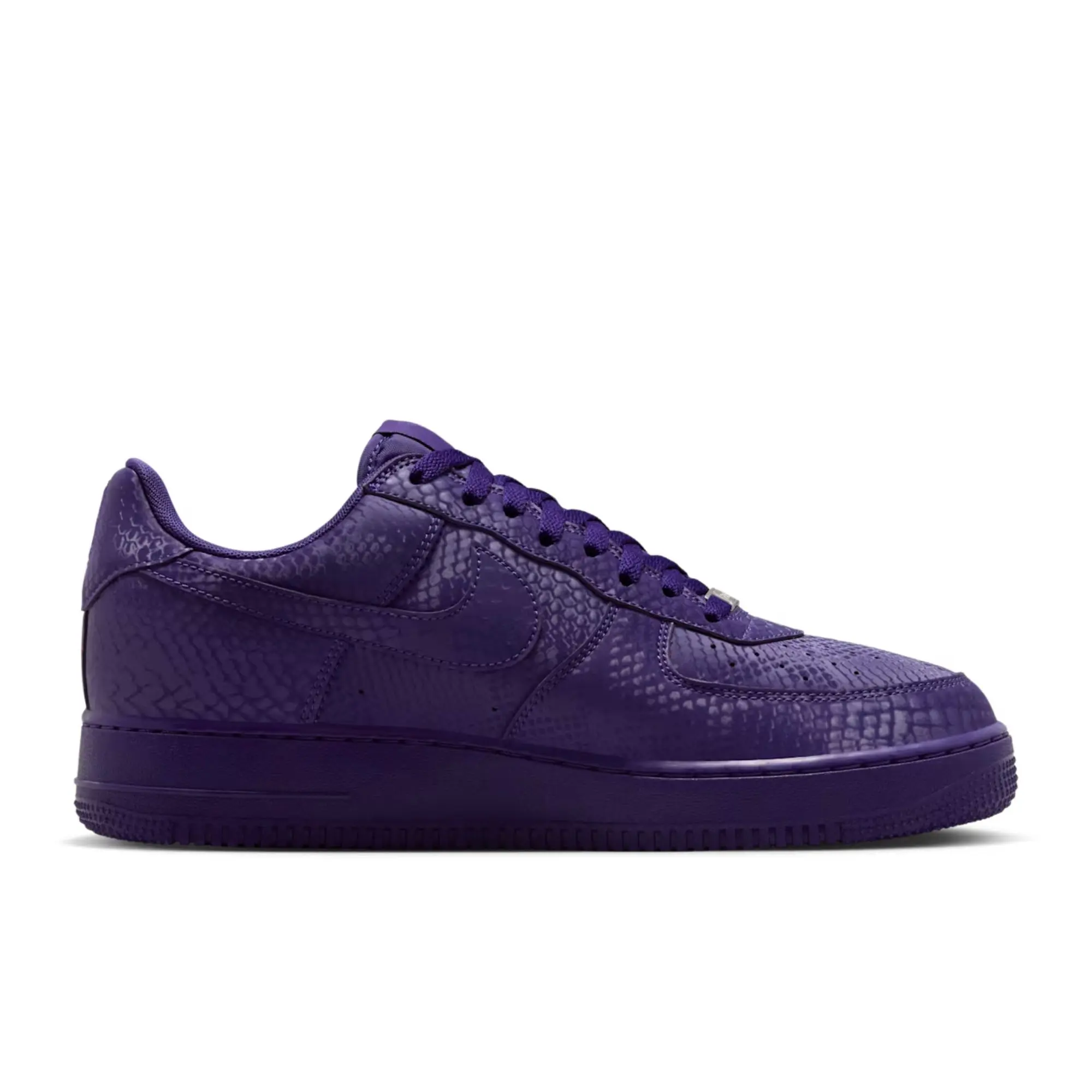 Nike Air Force 1 Low “Kobe Bryant Court Purple” Sneakers – Premium Lifestyle Basketball Shoes featuring Classic Leather Upper, Court Purple and Gold Accents Inspired by Kobe Bryant, Cushioned Air Midsole, and Durable Rubber Outsole for Everyday Wear