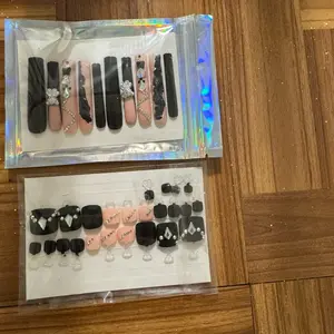 XL nails and toes set