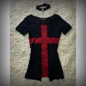 Y2k T-shirt Cross Print Goth Crop Top Vintage Punk Aesthetics Fashion Emo Grunge Short Sleeve O-Neck Harajuku 2000s Slim Summer