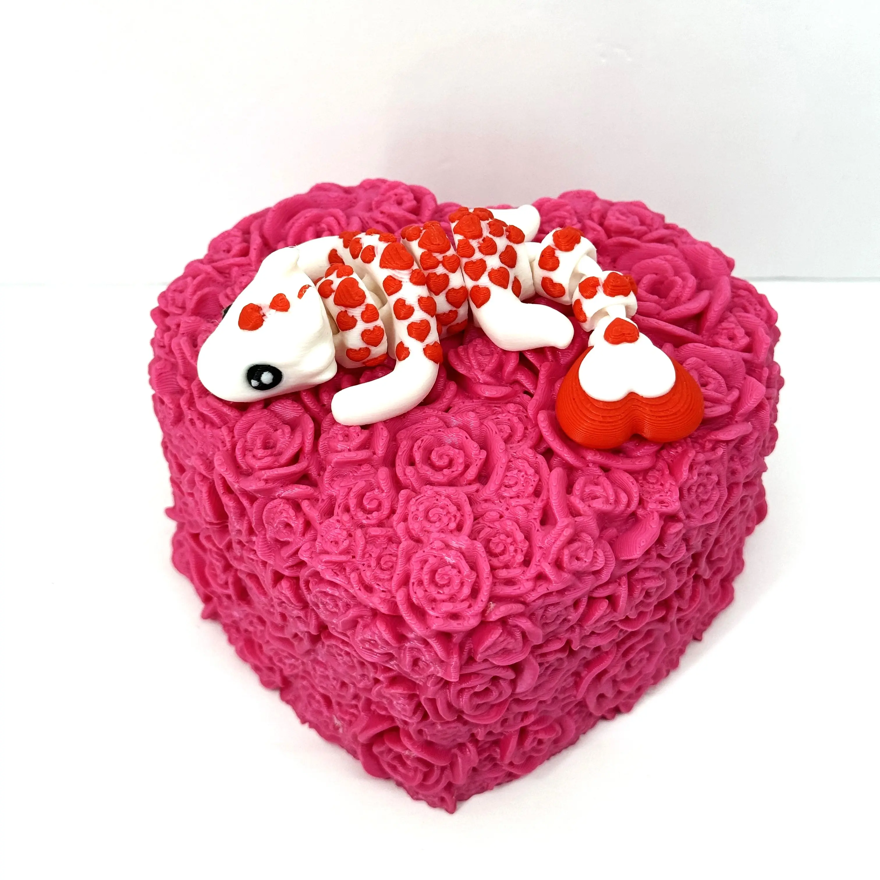 Rose Heart Trinket Box, 3D Printed Heart Container with Valentine Love Dragon, Anniversary Gift Valentine's Heart Dragon