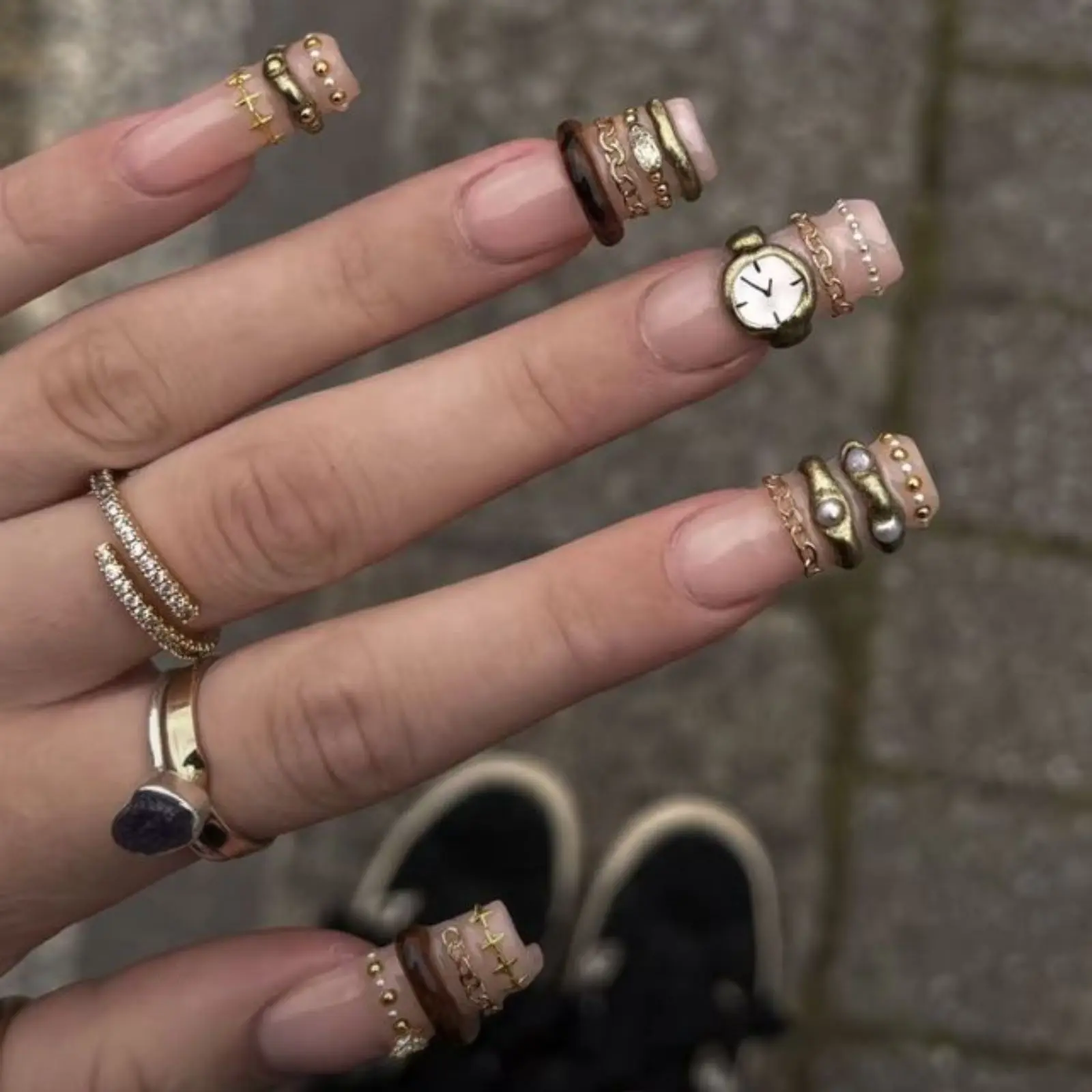 Vintage Jewelry Press On Nails | Luxury Old Money Nail Set with Gold Chains, Pearls and Mini Watch