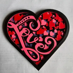 3D Heart Decoration - Hangable Heart-Shaped Decoration for Valentine's Day - Ideal for Hanging on Shelves and Stands - Ornaments
