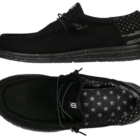 Howitzer Clothing Unisex Slip-On Shoes Sneakers Roam Blackout