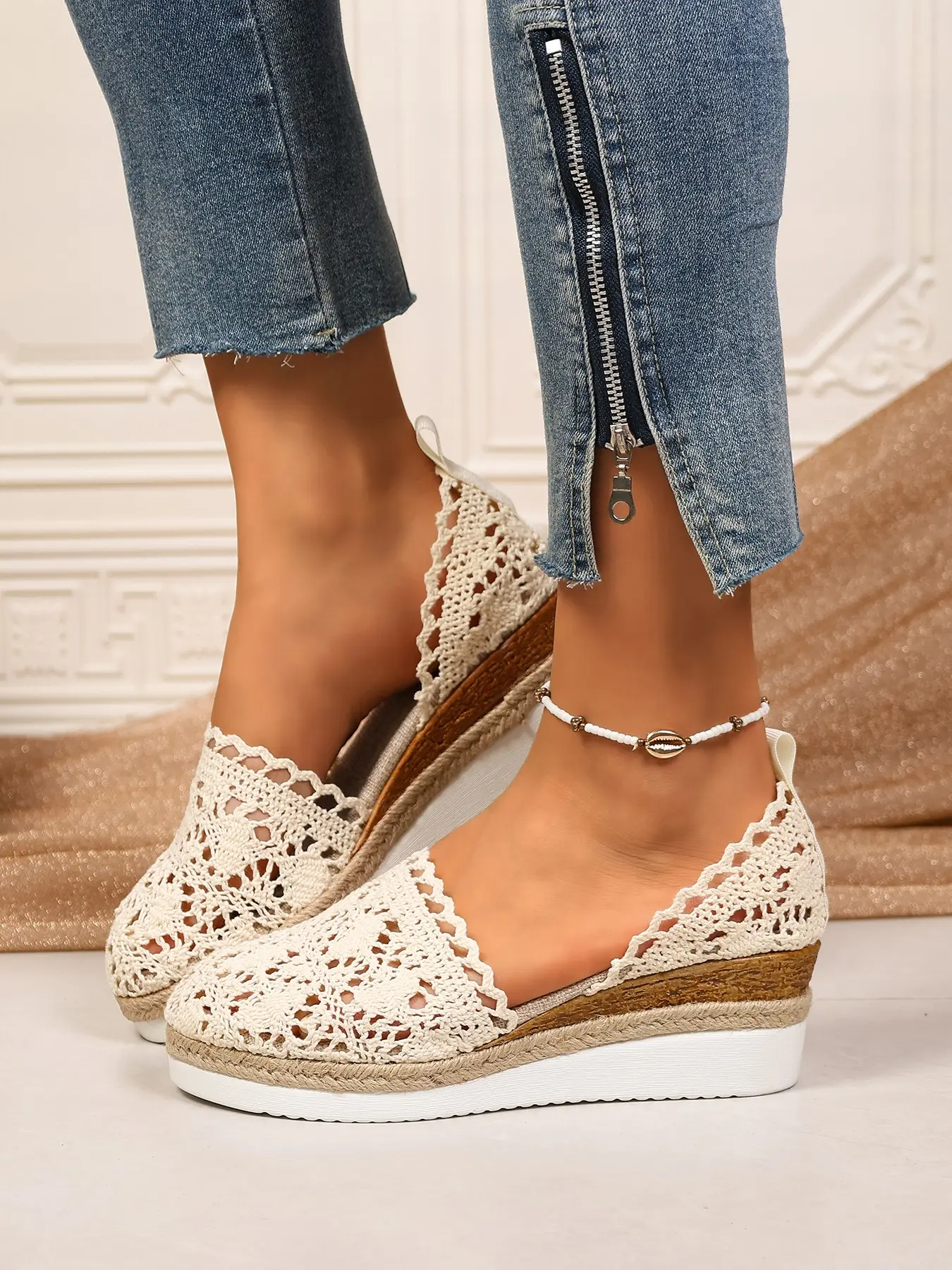 Women's Thick Soled Roman Wedge Sandals, Casual Beach Holiday, Summer, Lace Element Back Design, Minimalist Wedge Sandals, Comfortable Footwear, Breathable Sandals, Elegant Minimalist Sandals, Fashionable Wedge Sandals