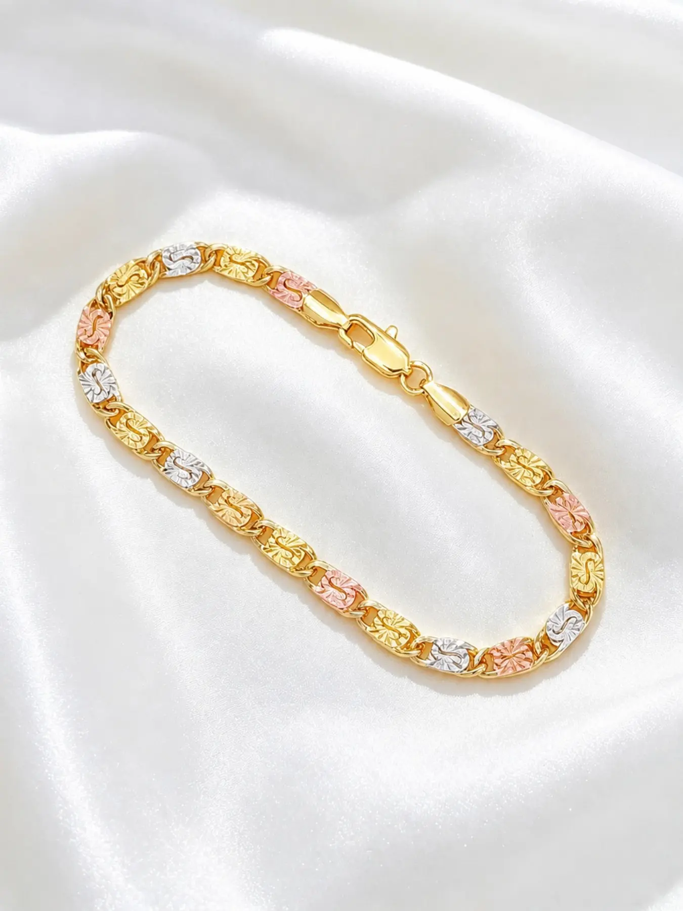 18K Gold-Plated Tri-Color Mariner Bracelet for Women – Floral Engraved Dainty Bracelets Three-Tone Gold Chain Jewelry Gift