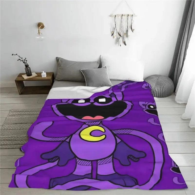 Cartoon Smiling Critters Blanket Flannel Decoration Portable Thin Throw Blanket for Sofa Office Plush Thin Quilt Children's Day Thanksgiving Valentine's Day comfortable and soft gift