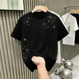 Men’s trendy rhinestone star T-shirt — loose fit, versatile short sleeves