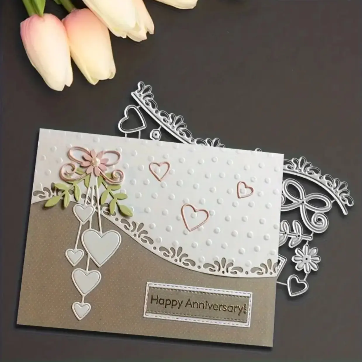 Heart Wave Lace Metal Cutting Die, Die Cuts, Hollow Wave Heart Flower Shape, Compatible with Various Cutters, Ideal for Anniversary Cards Decorations