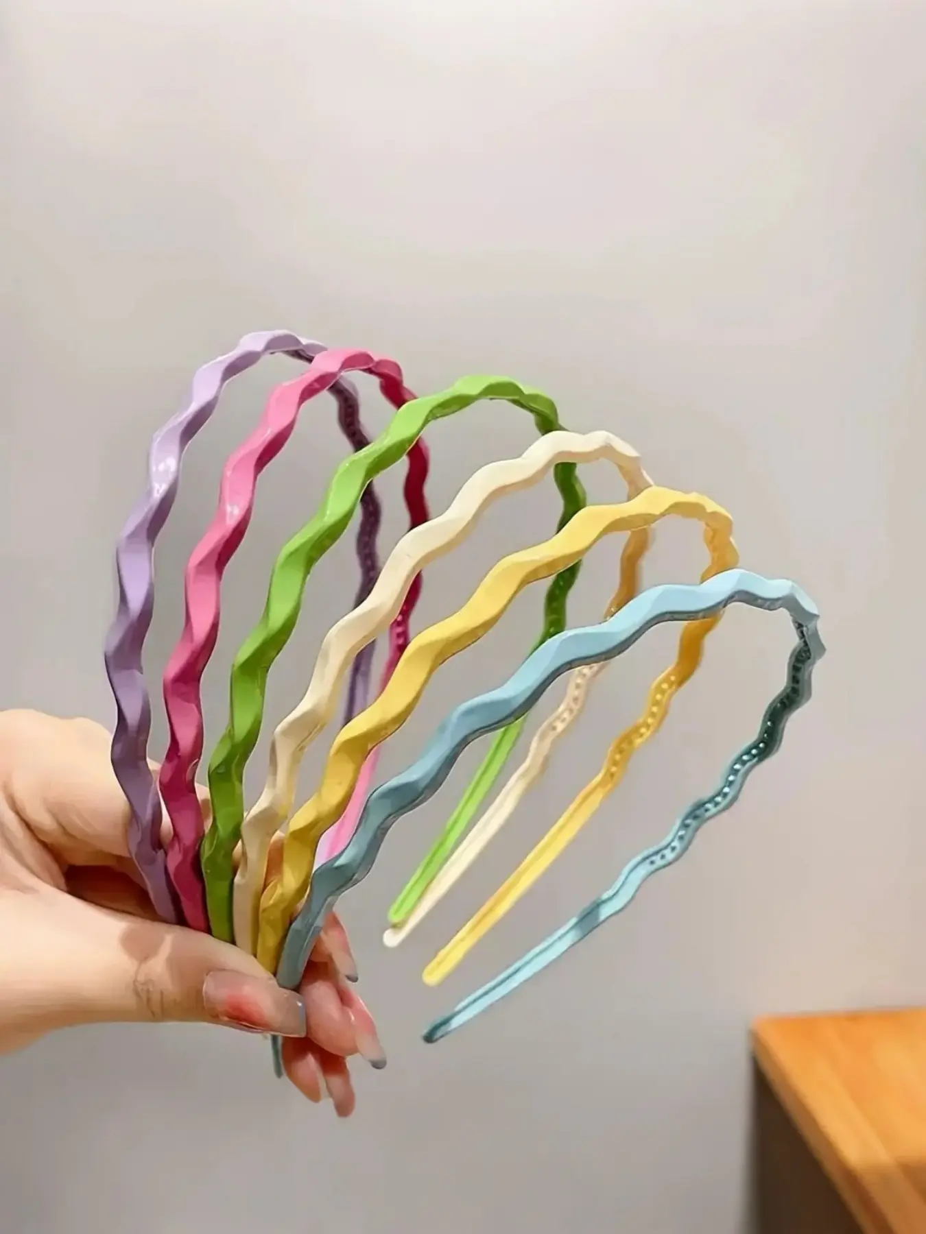 6 Pcs New Summer Candy Color Wave Hairbands, Sweet and Elegant Thin Headwear, Ideal for Outing, Adds Youthful Vibe, Suitable for Washing Face